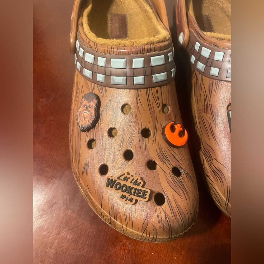 Star Wars Chewbacca Soft Crocs - Picture 8 of 9